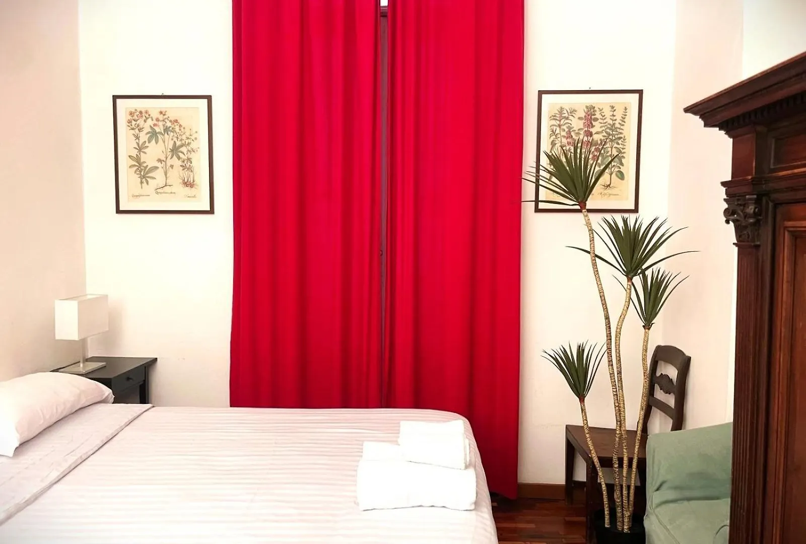 Casa Milano - Apartments And Rooms - Vintage Vibes, Balcony Italy